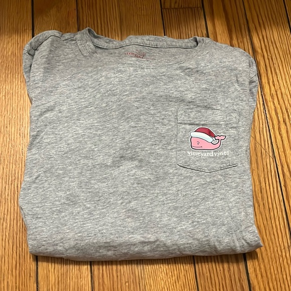 Christmas vineyard vines long sleeve - Picture 1 of 4